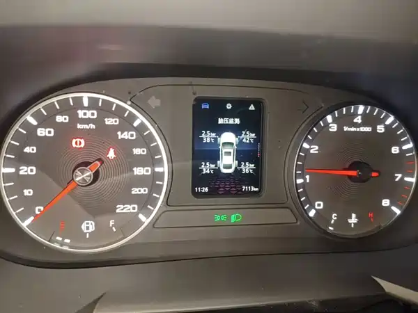 MG MG5 2025