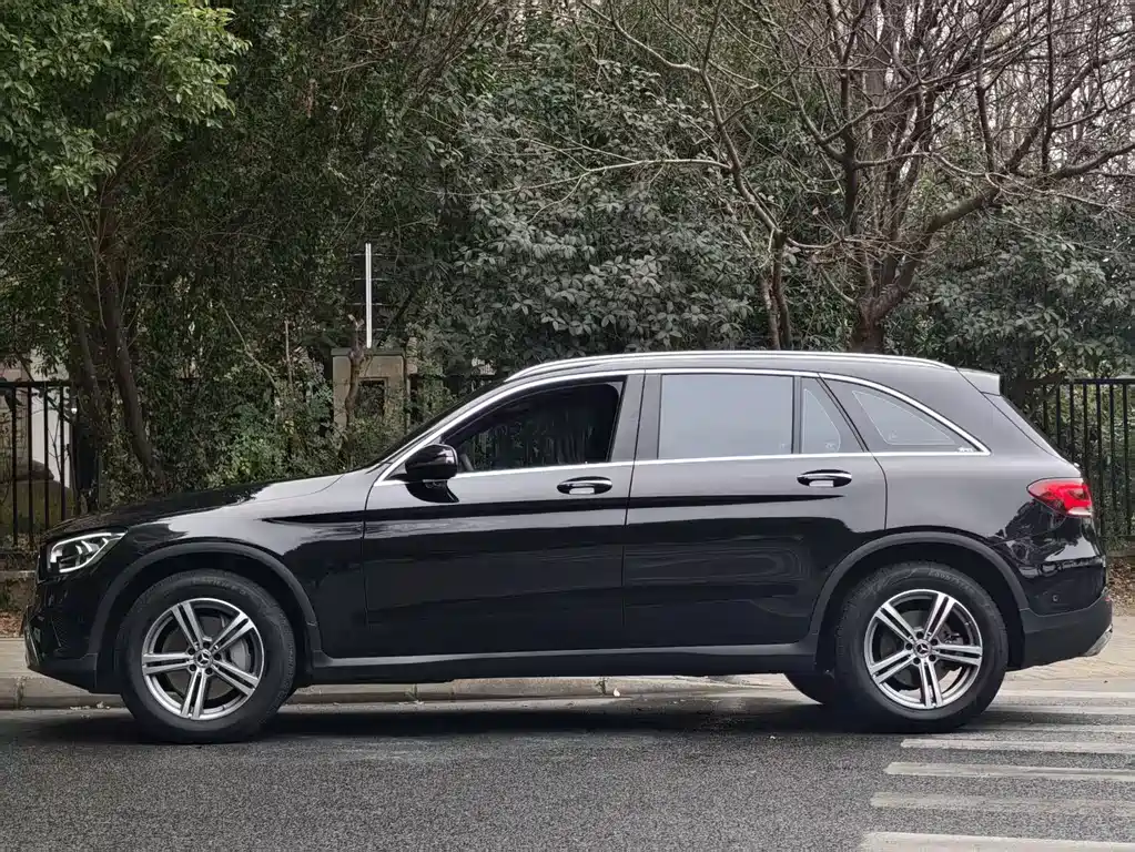 Mercedes-Benz GLC 2021