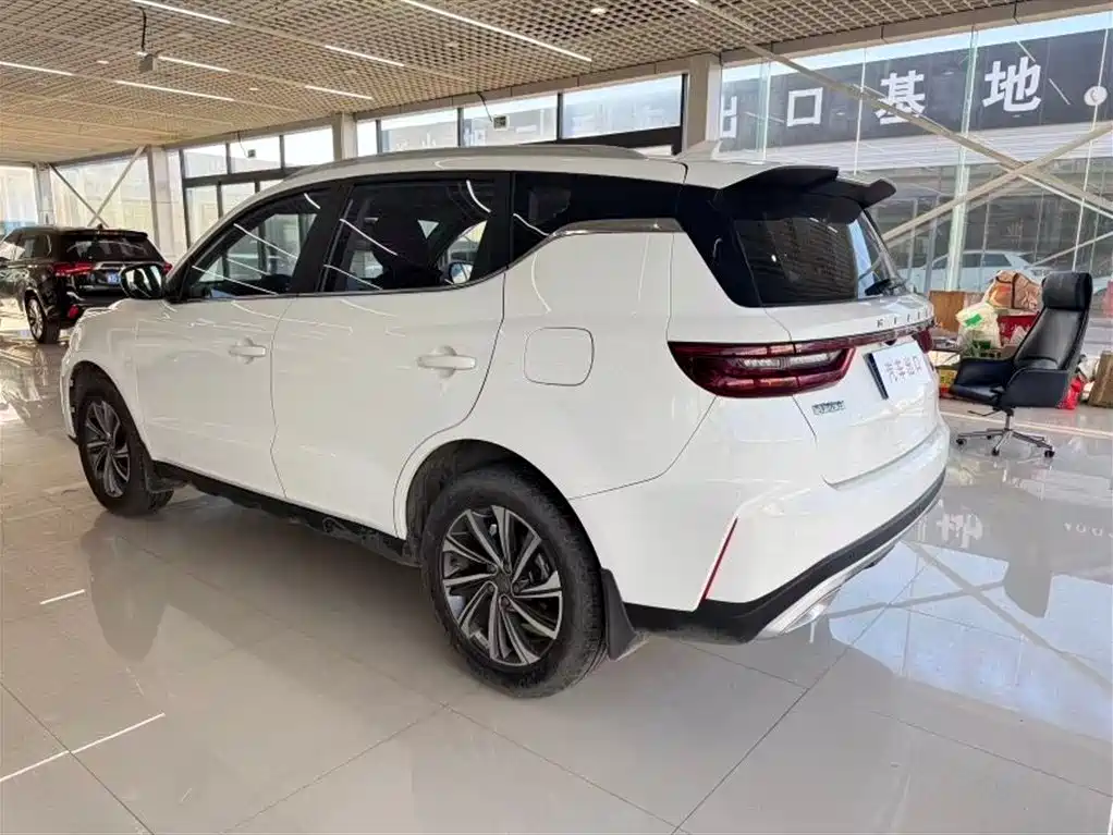 Geely Vision X6 2022