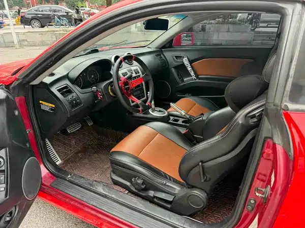 Hyundai Coupe 2004