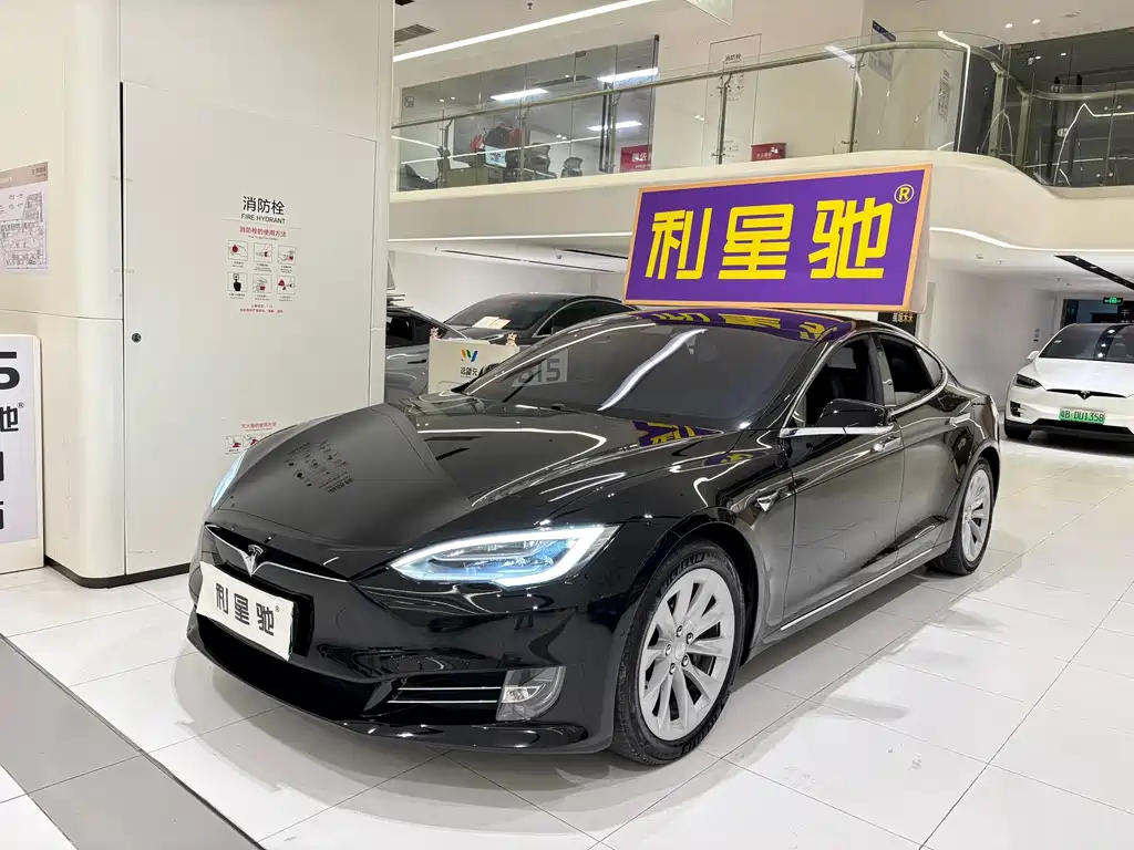 Tesla Model S 2020