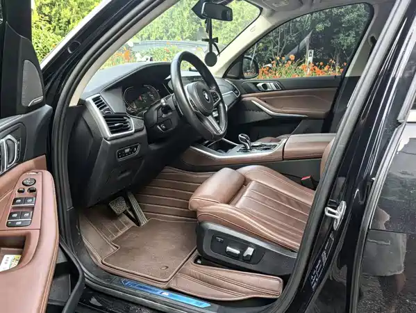 BMW X5 2021