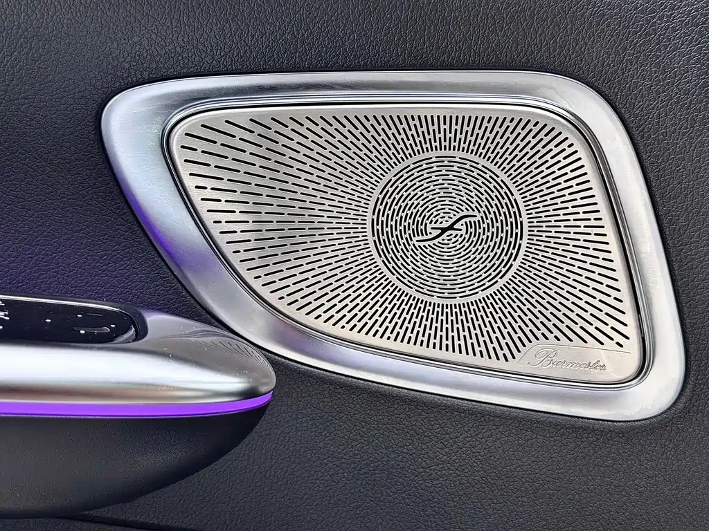 Mercedes-Benz C-Class 2023 — фото 18