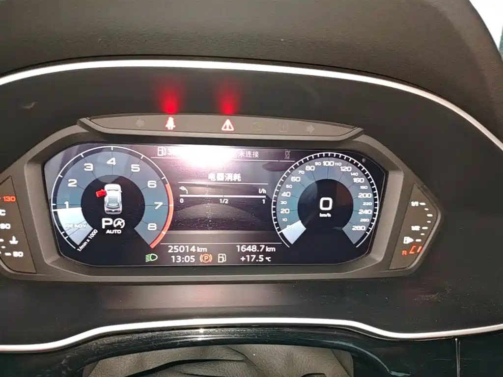 Audi Q3 2021 — фото 12