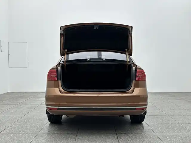 Volkswagen Bora 2018 — фото 14