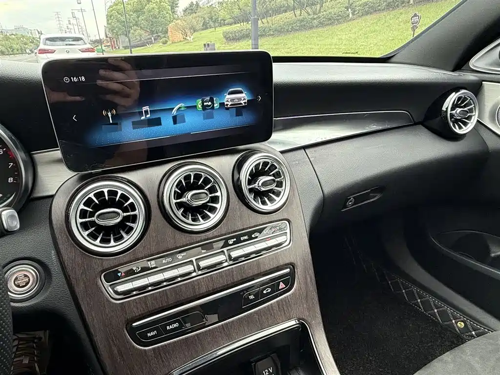 Mercedes-Benz C-Class 2019 — фото 10