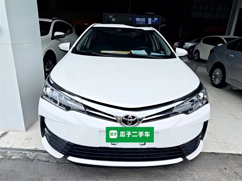 Toyota Corolla 2019 — фото 3