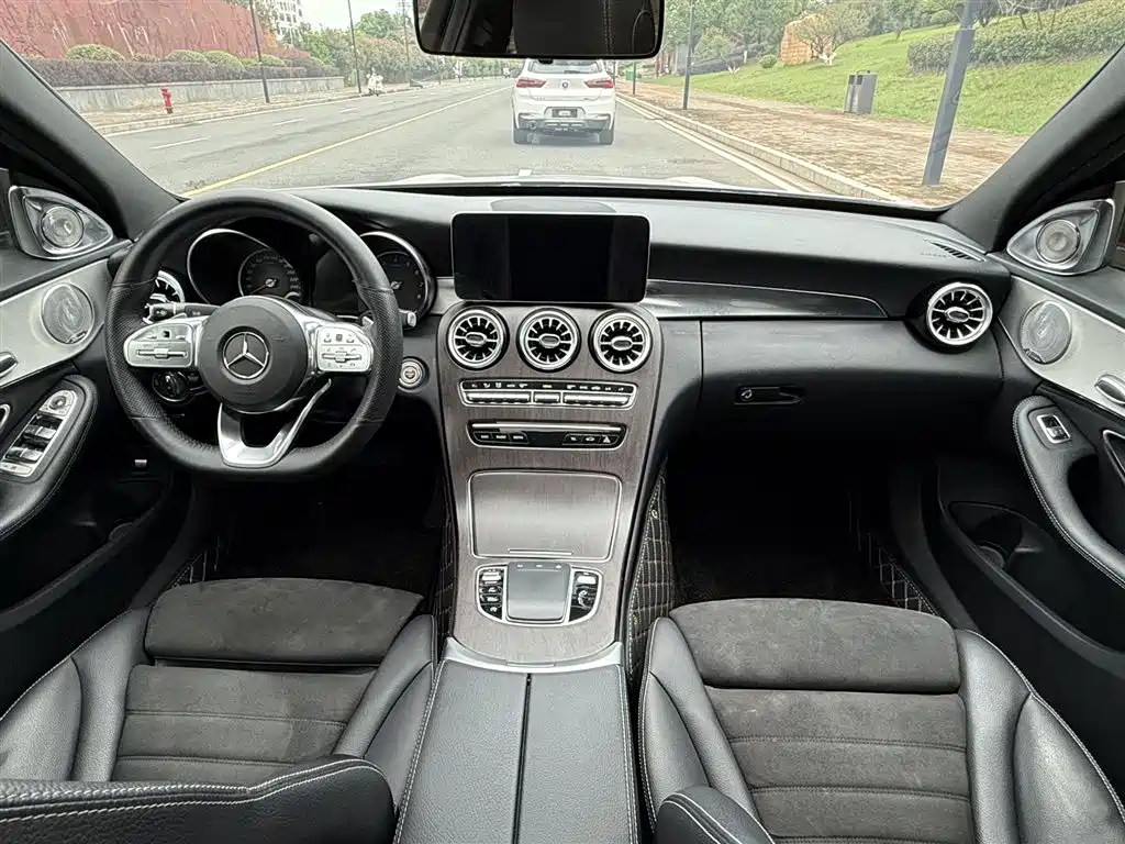 Mercedes-Benz C-Class 2019 — фото 8