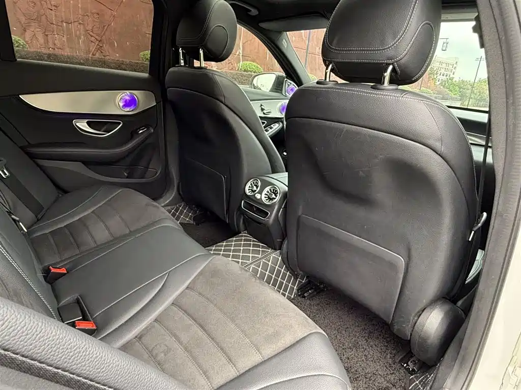 Mercedes-Benz C-Class 2019 — фото 14