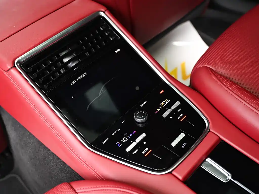 Porsche Panamera 2022 — фото 12