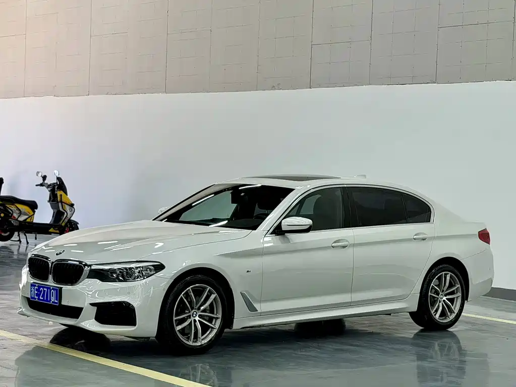 BMW 5 Series 2020