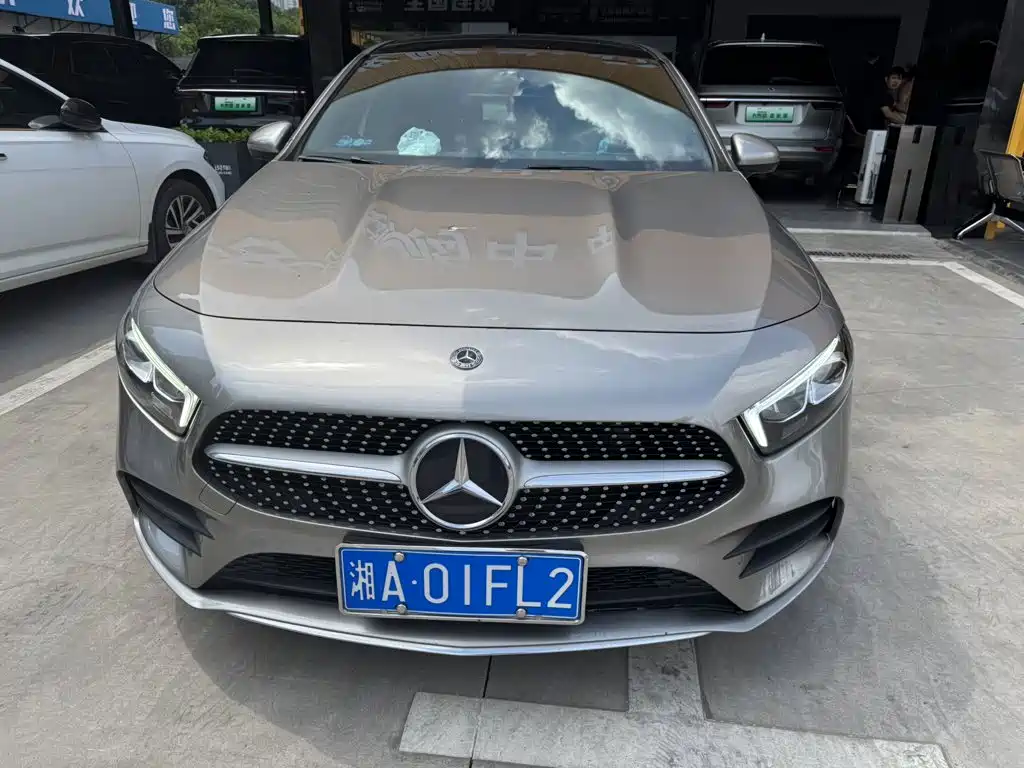Mercedes-Benz A-Class 2019 — фото 2