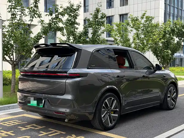 Li Auto L8 2023
