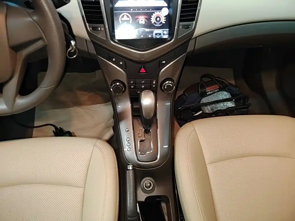 Chevrolet Cruze 2016 — фото 14