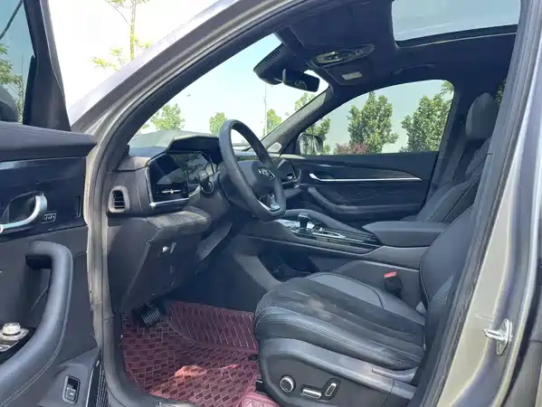 Geely Xingyue L 2024