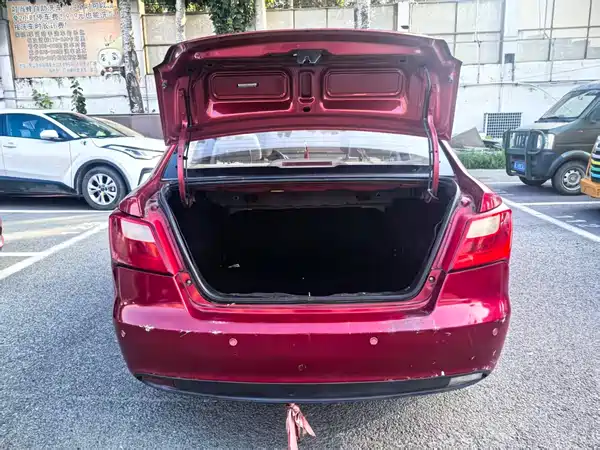 Changan Yuexiang V3 2016