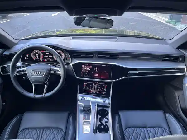 Audi A6L 2025