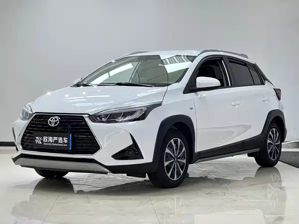 Toyota Yaris L 2022