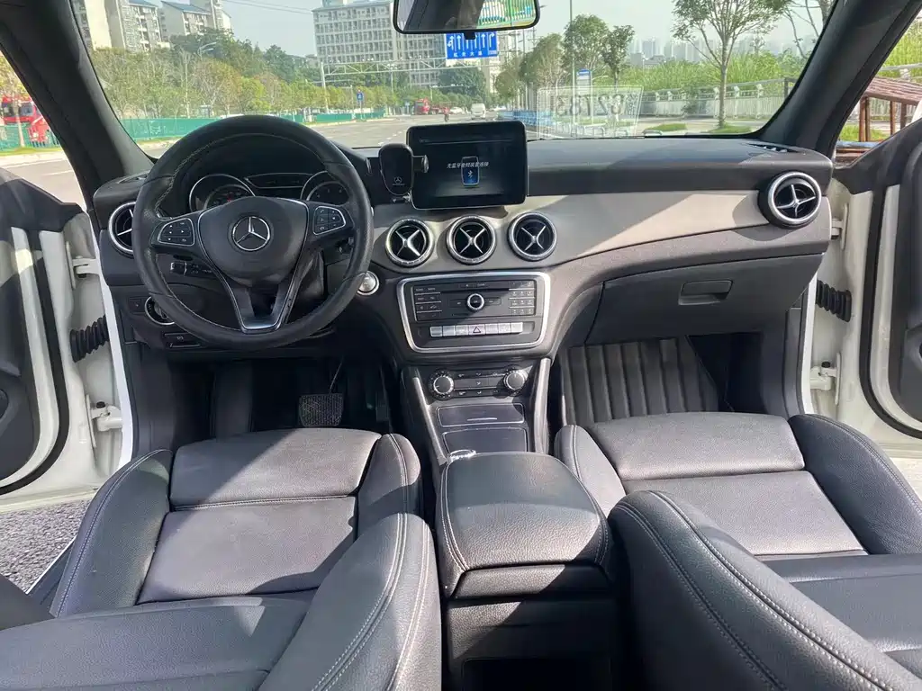 Mercedes-Benz CLA 2017 — фото 6