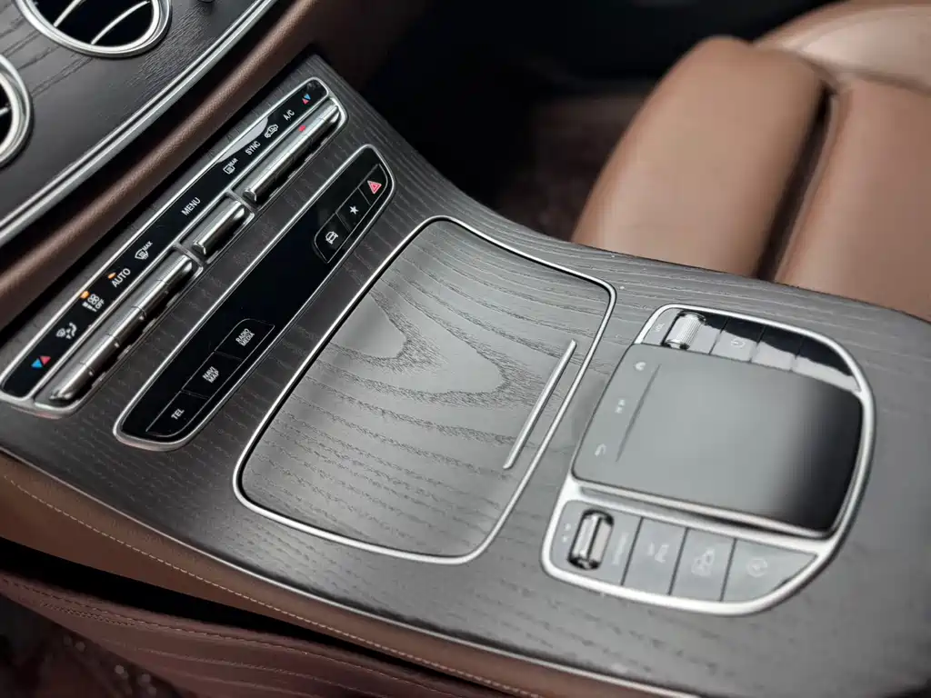 Mercedes-Benz E-Class 2020