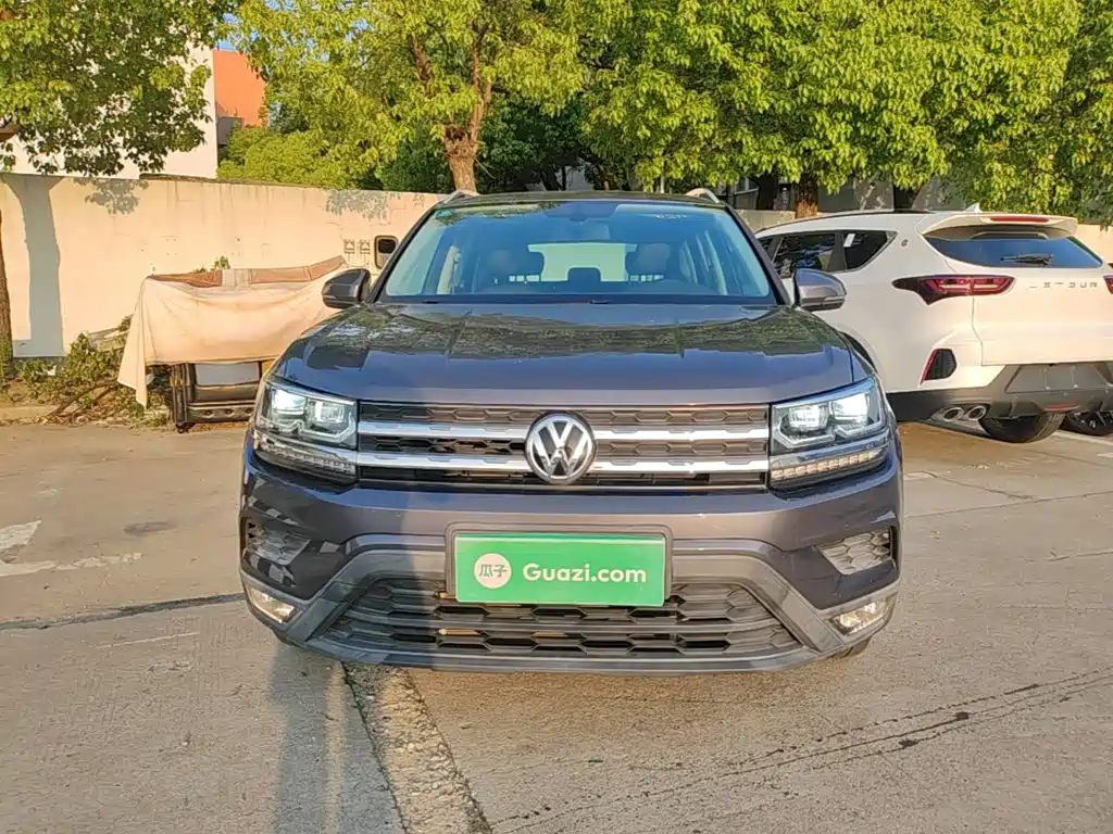 Volkswagen Tharu 2020