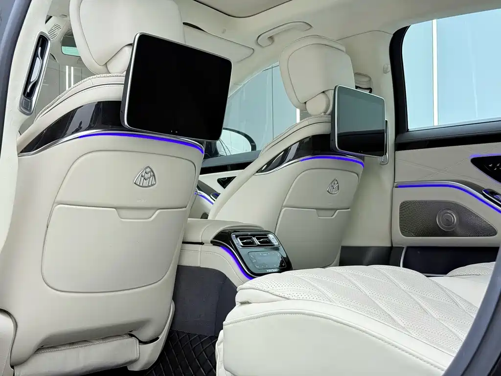 Mercedes-Benz Maybach S-Class 2023 — фото 11