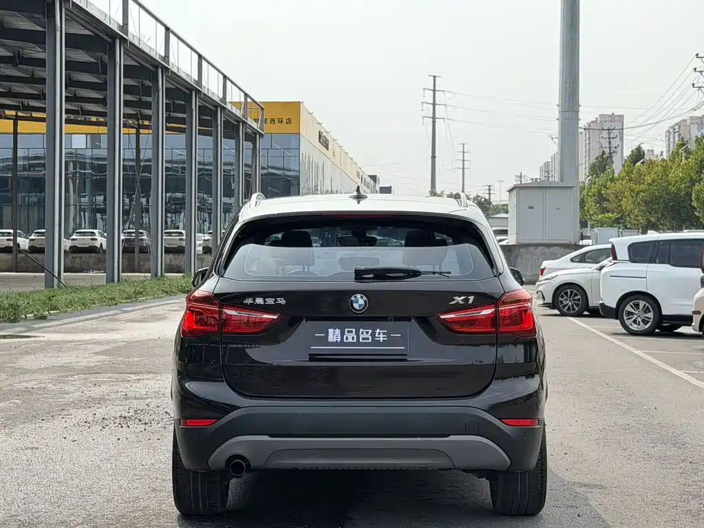 BMW X1 2017 — фото 2