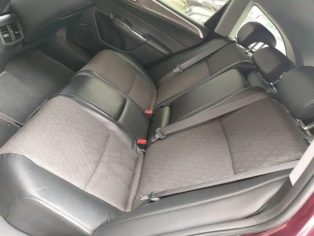 Honda Jade 2018 — фото 17