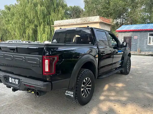 Ford F-150 Raptor 2020