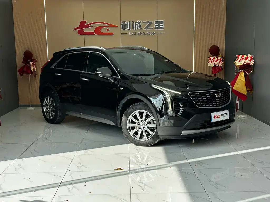 Cadillac XT4 2021 — фото 3