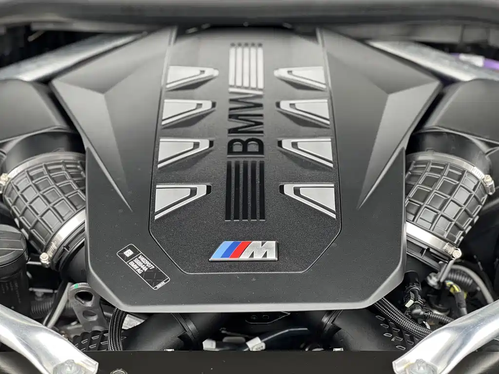 BMW X7 M60i 2025 — фото 17