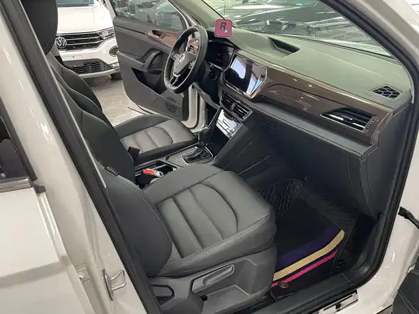 Volkswagen Tharu 2023