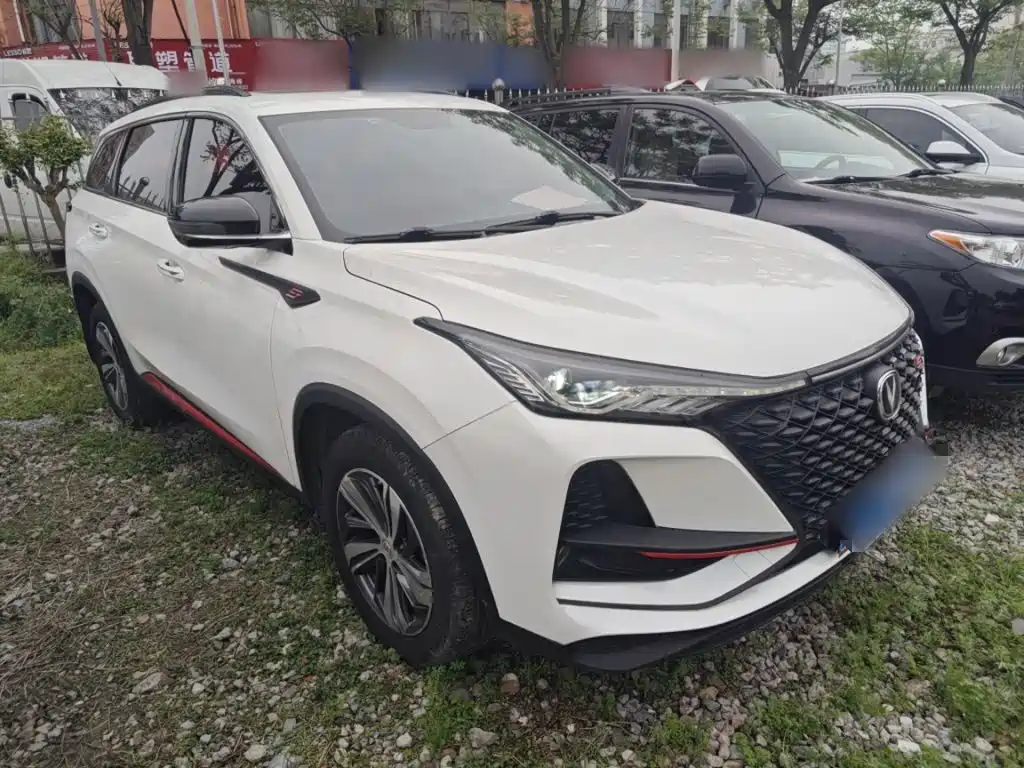 Changan CS75PLUS 2020 — фото 4