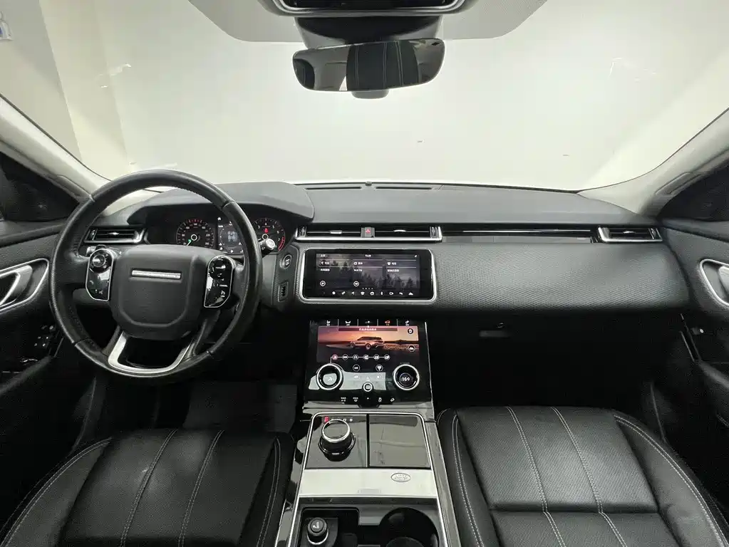 Land Rover Range Rover Velar 2017 — фото 13