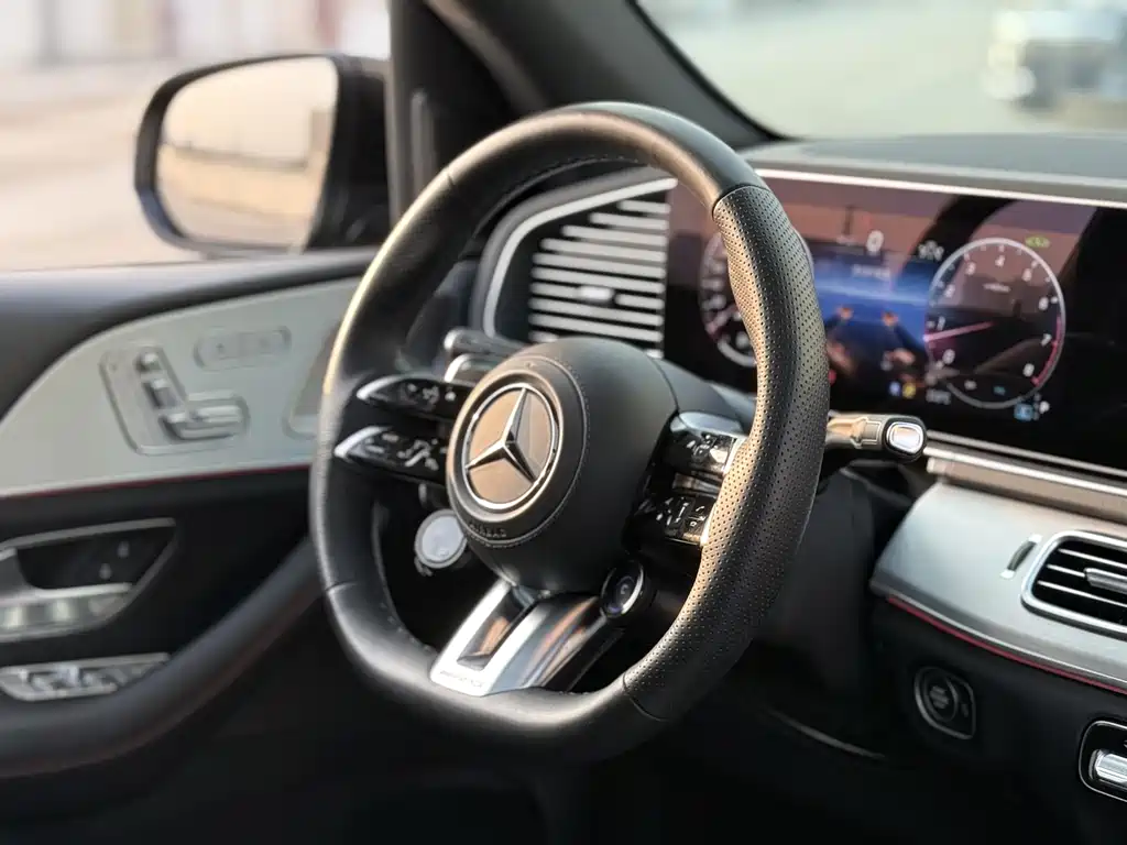 Mercedes-Benz GLE AMG 2025 — фото 9