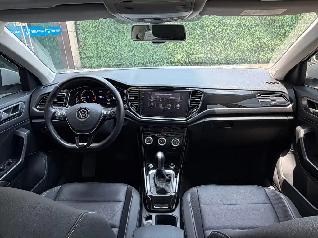 Volkswagen T-Roc 2022 — фото 14