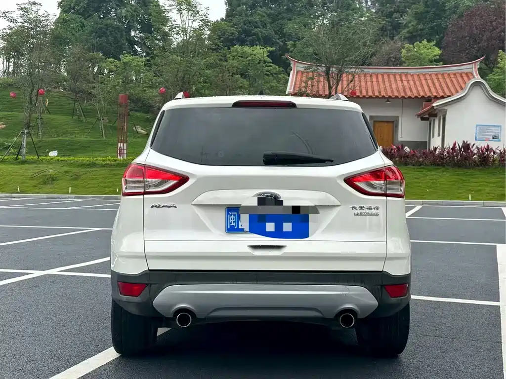 Ford Kuga 2015 — фото 8