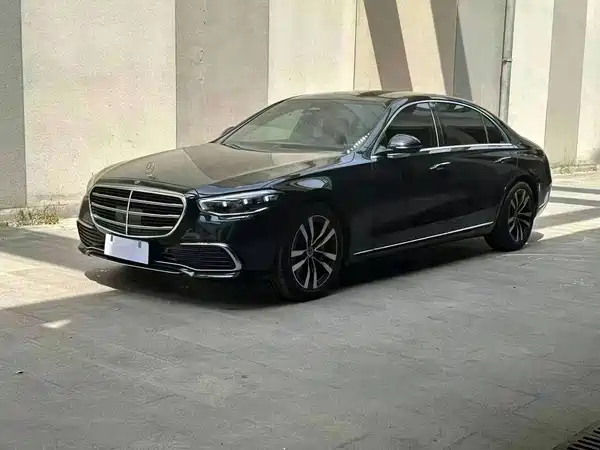 Mercedes-Benz S-Class 2024