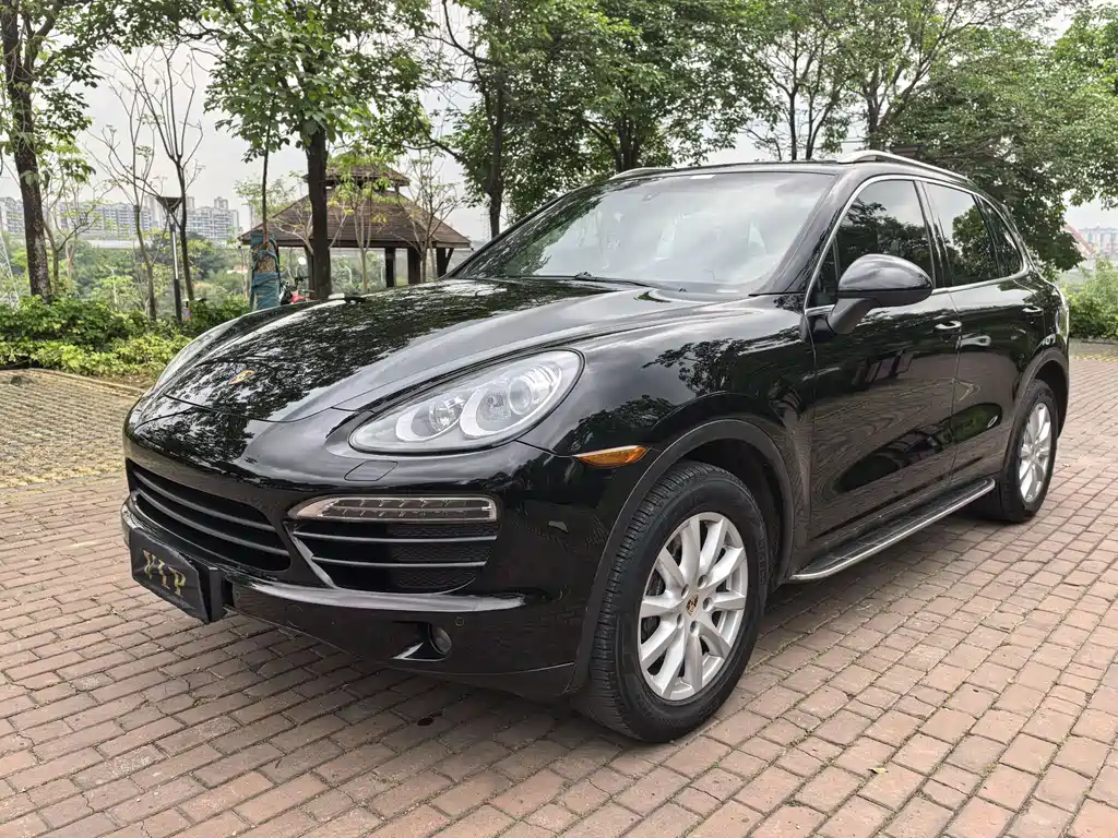 Porsche Cayenne 2013 — фото 1