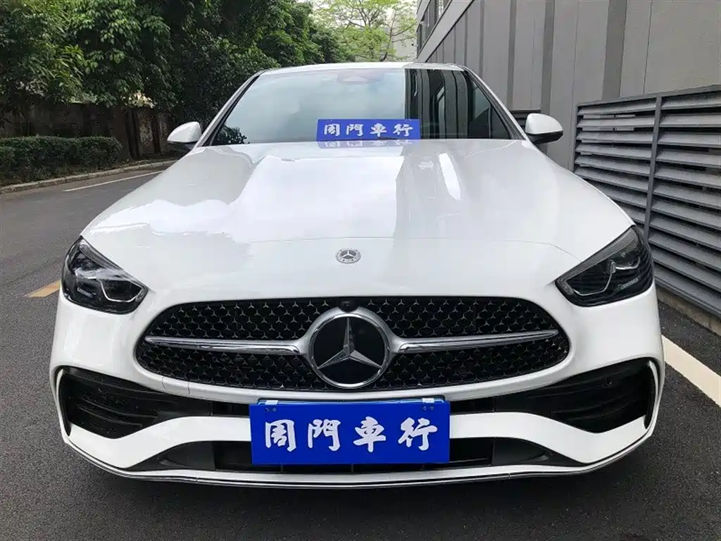 Mercedes-Benz C-Class 2023 — фото 2