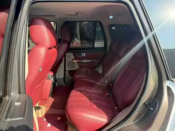 Land Rover Range Rover Sport 2012