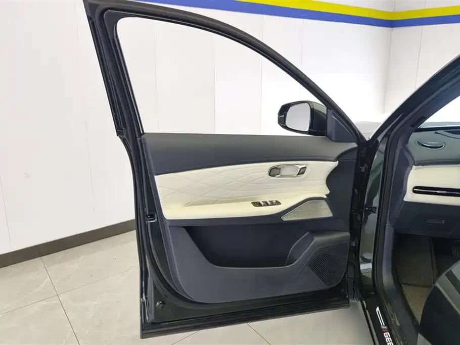Geely Galaxy Starship 7 2025 — фото 7