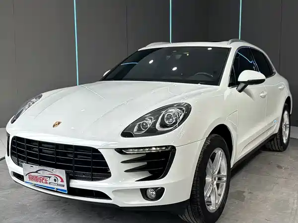 Porsche Macan 2016