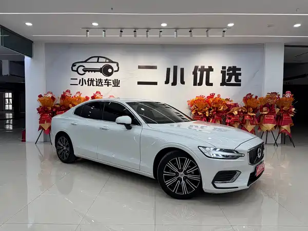 Volvo S60 2021