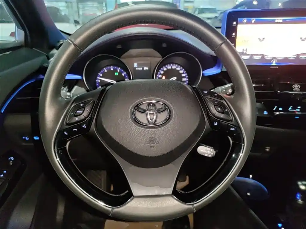 Toyota IZOA 2019 — фото 11