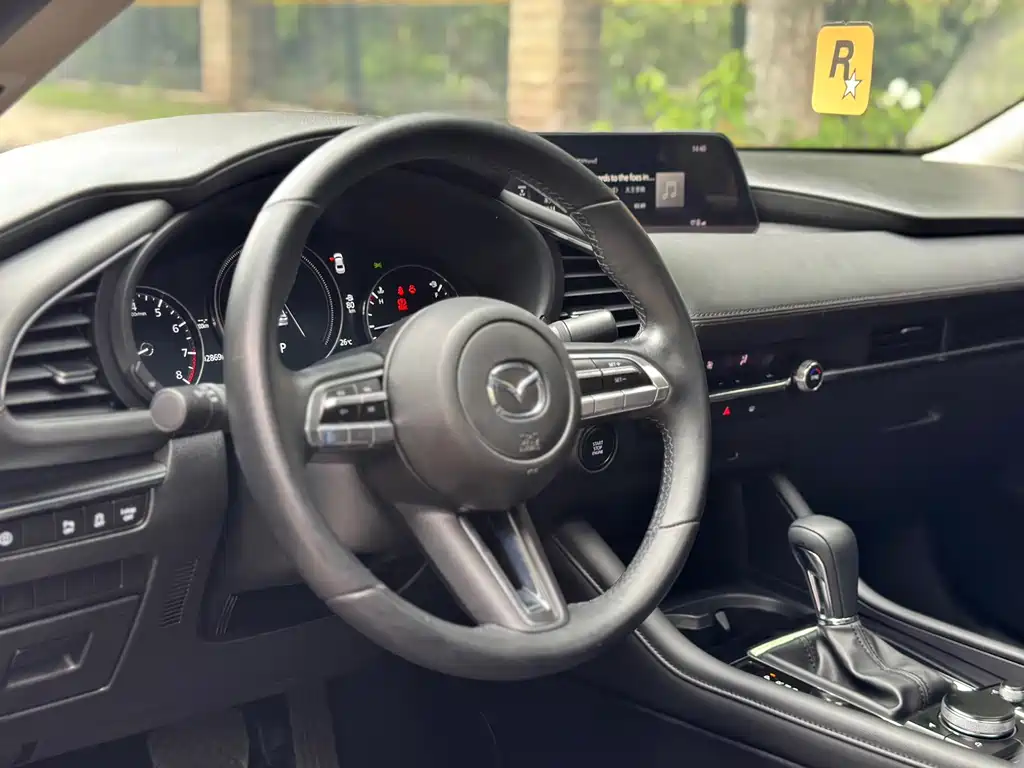 Mazda 3 Axela 2021