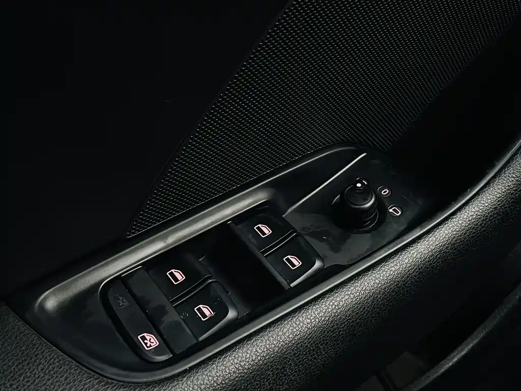 Audi A3 2016 — фото 9