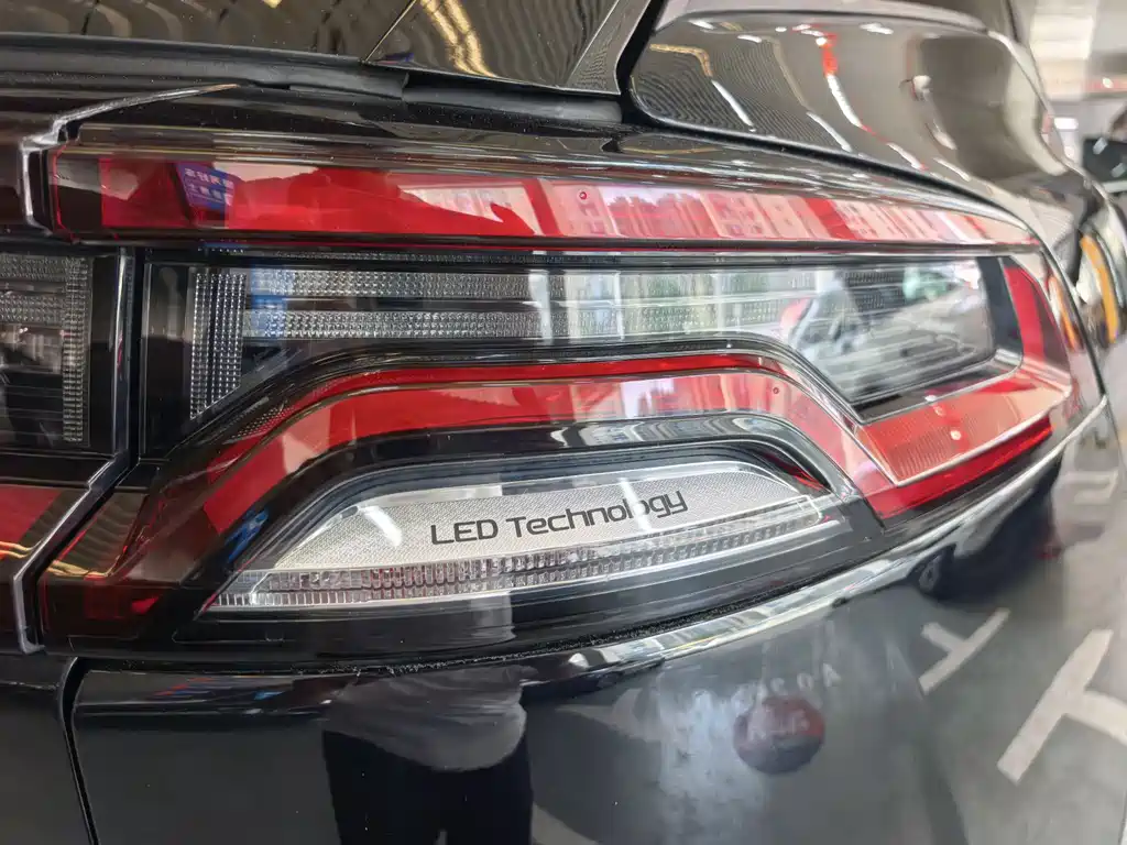 BYD Tang New Energy 2023 — фото 19