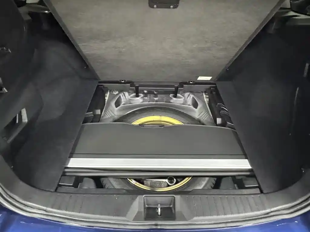 Subaru Outback 2016 — фото 12