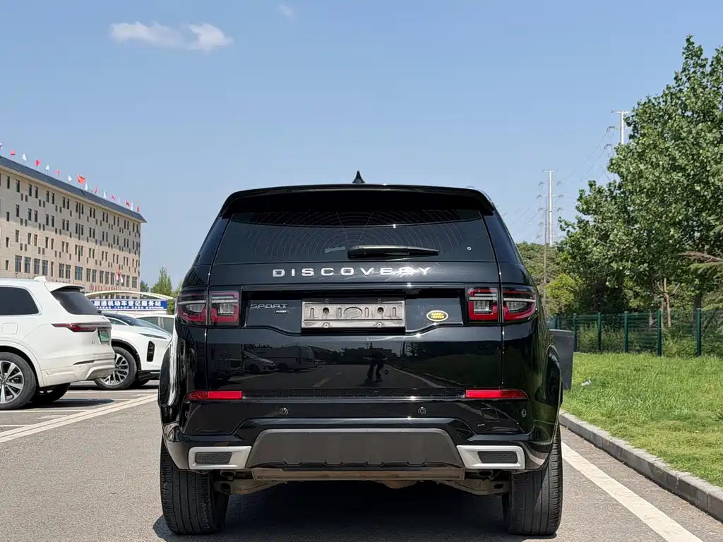 Land Rover Discovery Sport 2022